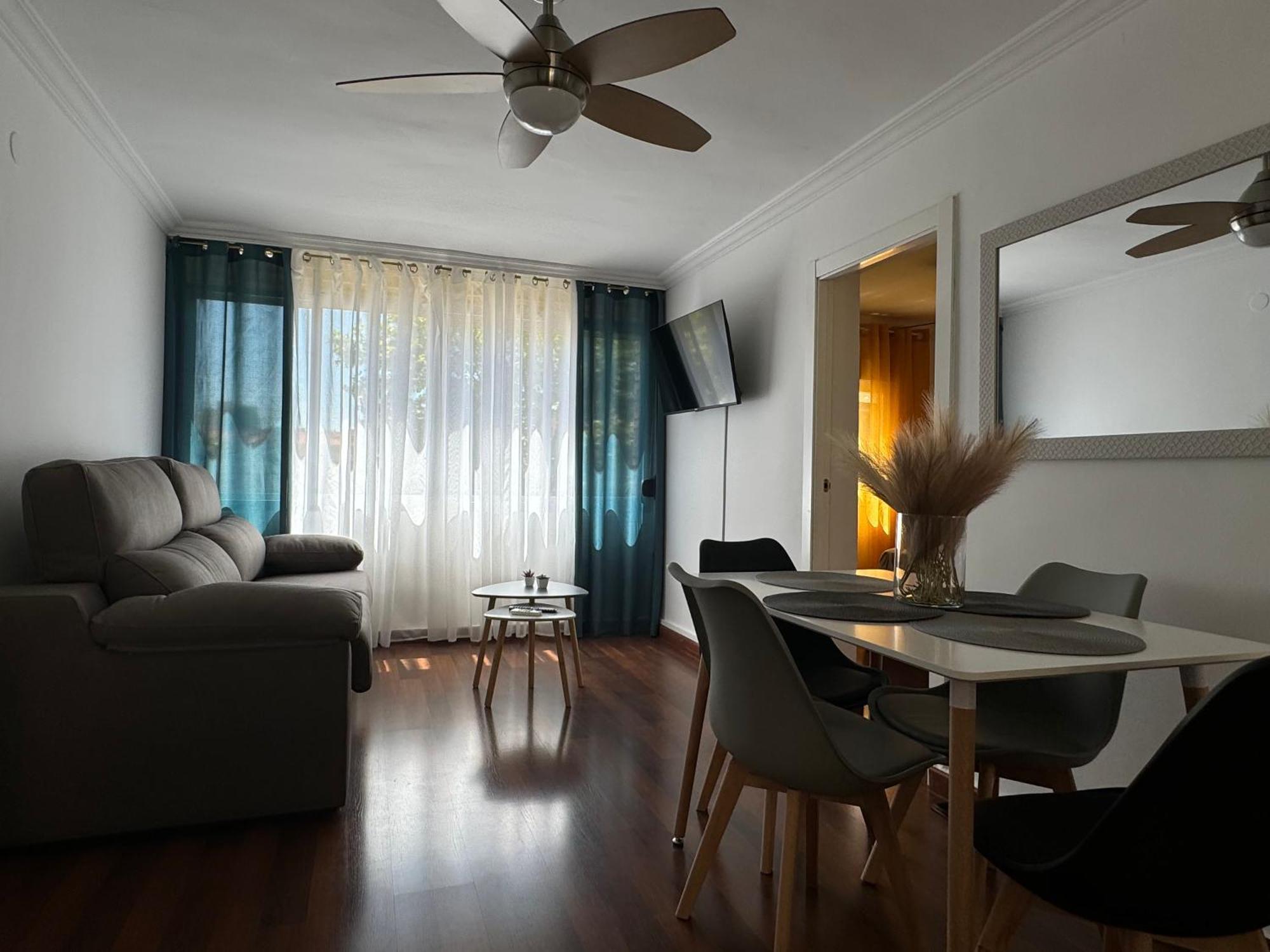 Apartamento Alarcon En Zona Av Espana - Hospital Albacete Eksteriør bilde