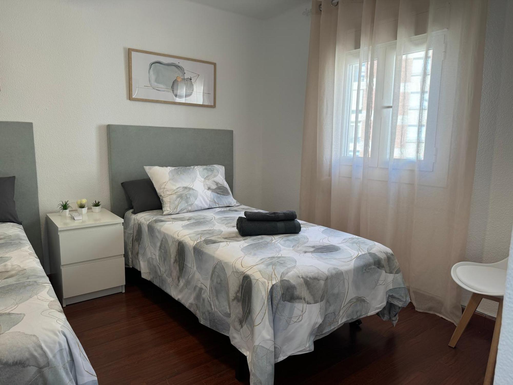 Apartamento Alarcon En Zona Av Espana - Hospital Albacete Eksteriør bilde