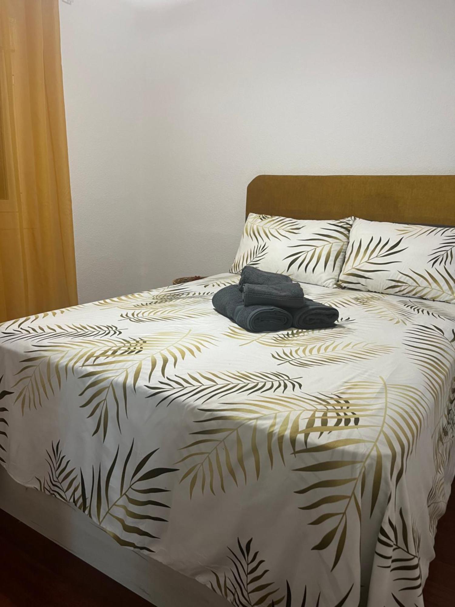 Apartamento Alarcon En Zona Av Espana - Hospital Albacete Eksteriør bilde